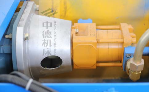 ZDPK-8025采用國內一流品牌電機及油泵，動力強勁，噪音低.jpg